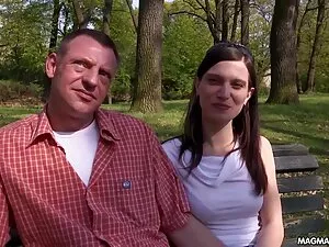 पागल नाम एक कुल्हाड़ ...