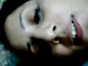 काँसे के रंग के साथ  ...